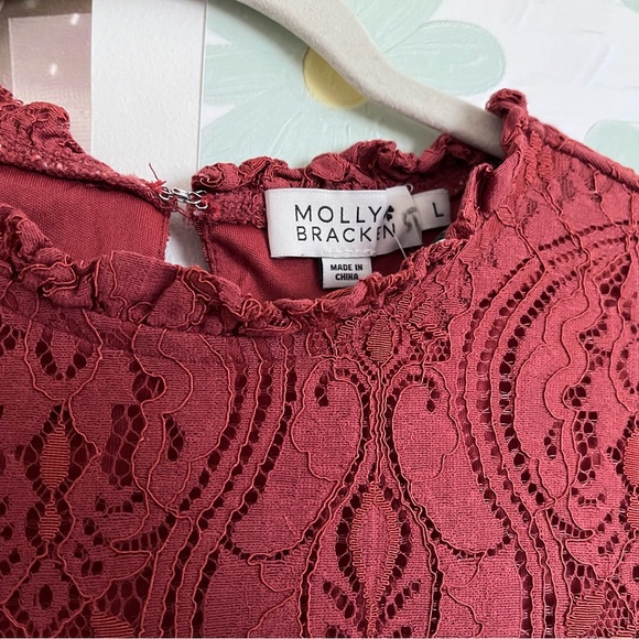 Molly Bracken - Lace midi Mock Neck Dress - Picture 2 of 5